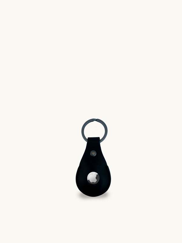 Seraphine Apatchy Black Leather Luggage Tag And Air Tag Gift Set