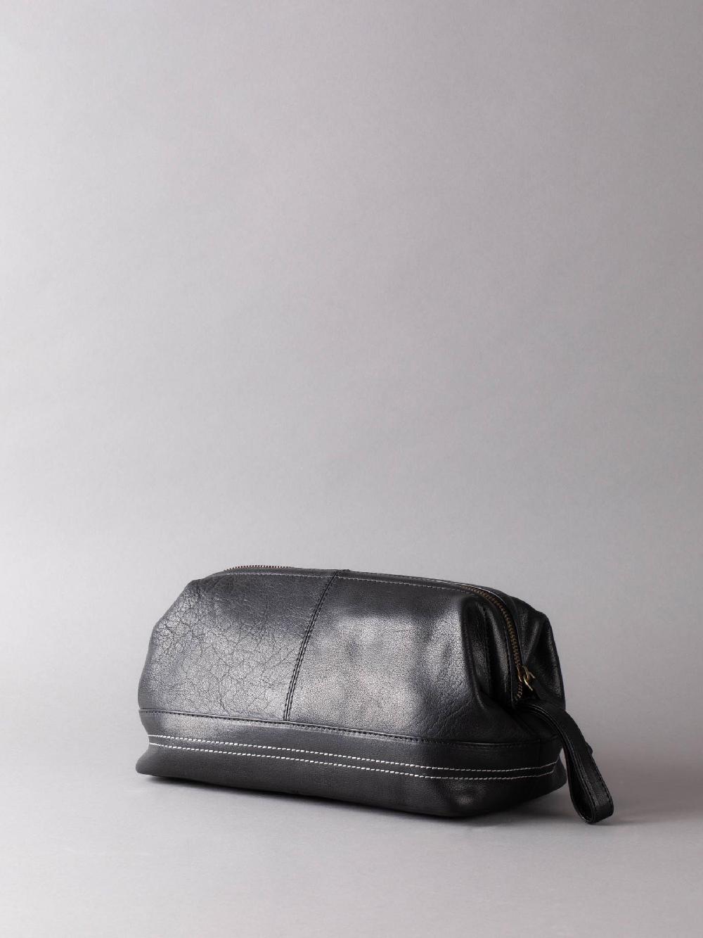 seraphine Lakeland Leather Black Keswick Leather Wash Bag