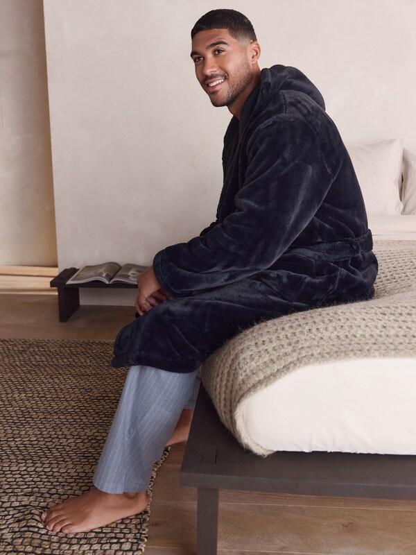 Seraphine Black Fleece Dressing Gown