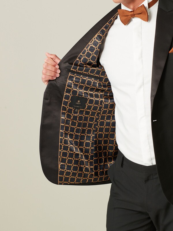 Seraphine Black Tailored Fit Tuxedo Suit Jacket